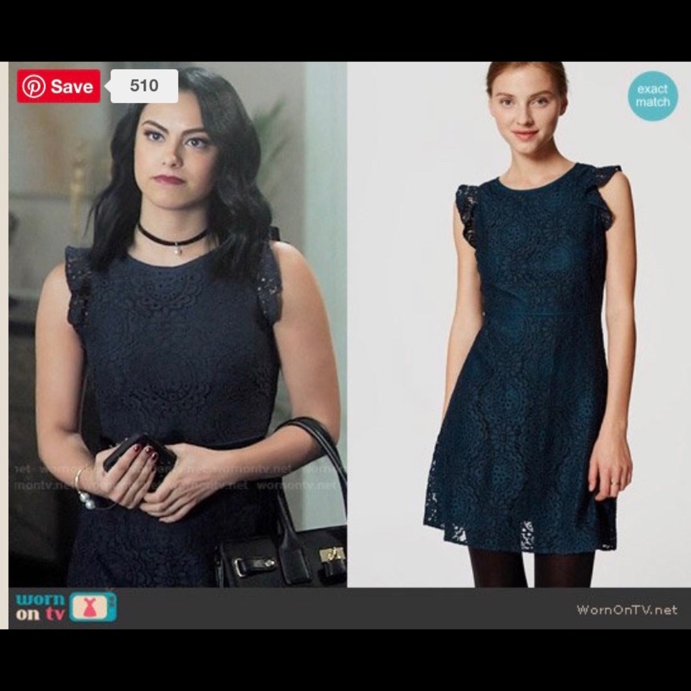 Ann Taylor Loft flutter ๐ sleeve lace dress ๐. - Picture 3 of 8